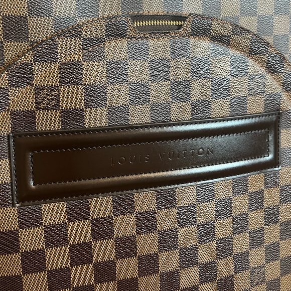 Louis Vuitton Pegase 55 in Damier Ebene - Picture 6 of 15